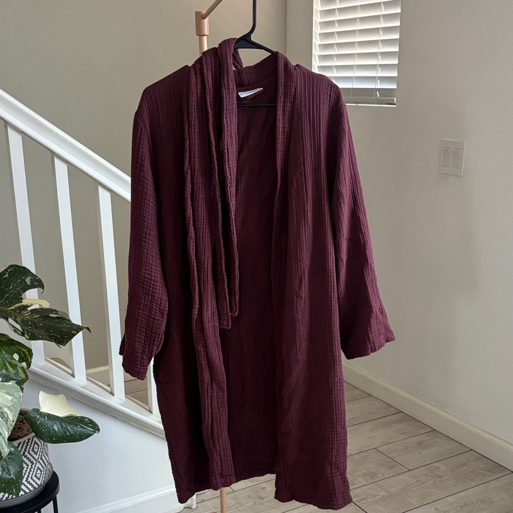 Parachute Women's Deep Burgundy Robe
